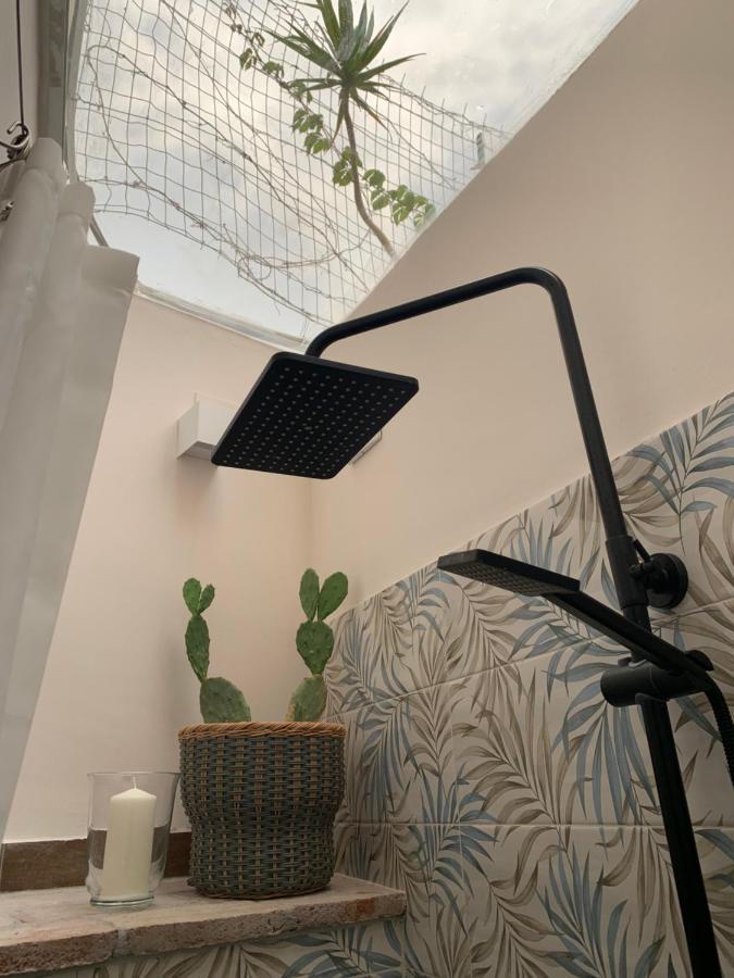 Home Rising Sun - Rooms With Private Bathrooms Catania Exterior photo