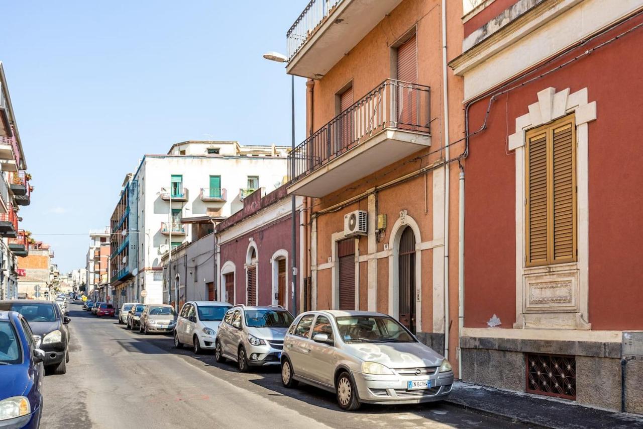 Home Rising Sun - Rooms With Private Bathrooms Catania Exterior photo